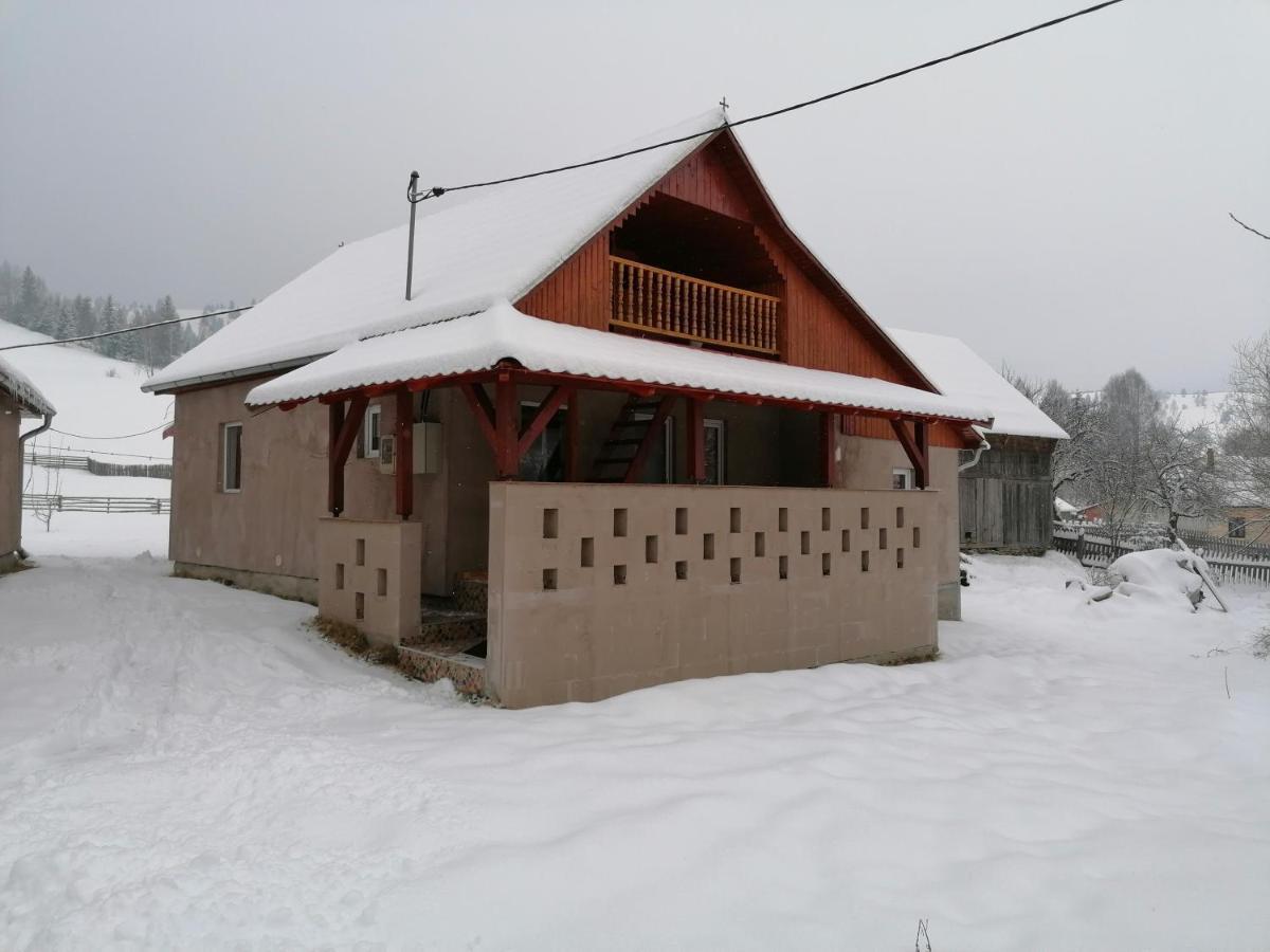 Apartament Ugralet Lunca de Sus Zewnętrze zdjęcie